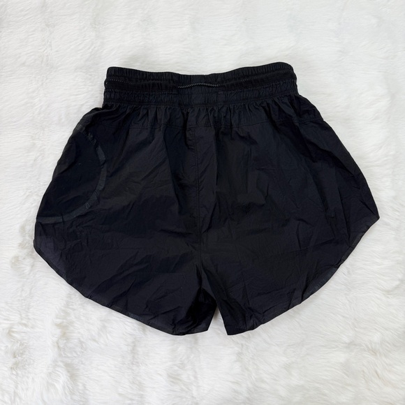 Lululemon Step Out High Rise Packable 3” Short 4 - Picture 9 of 11